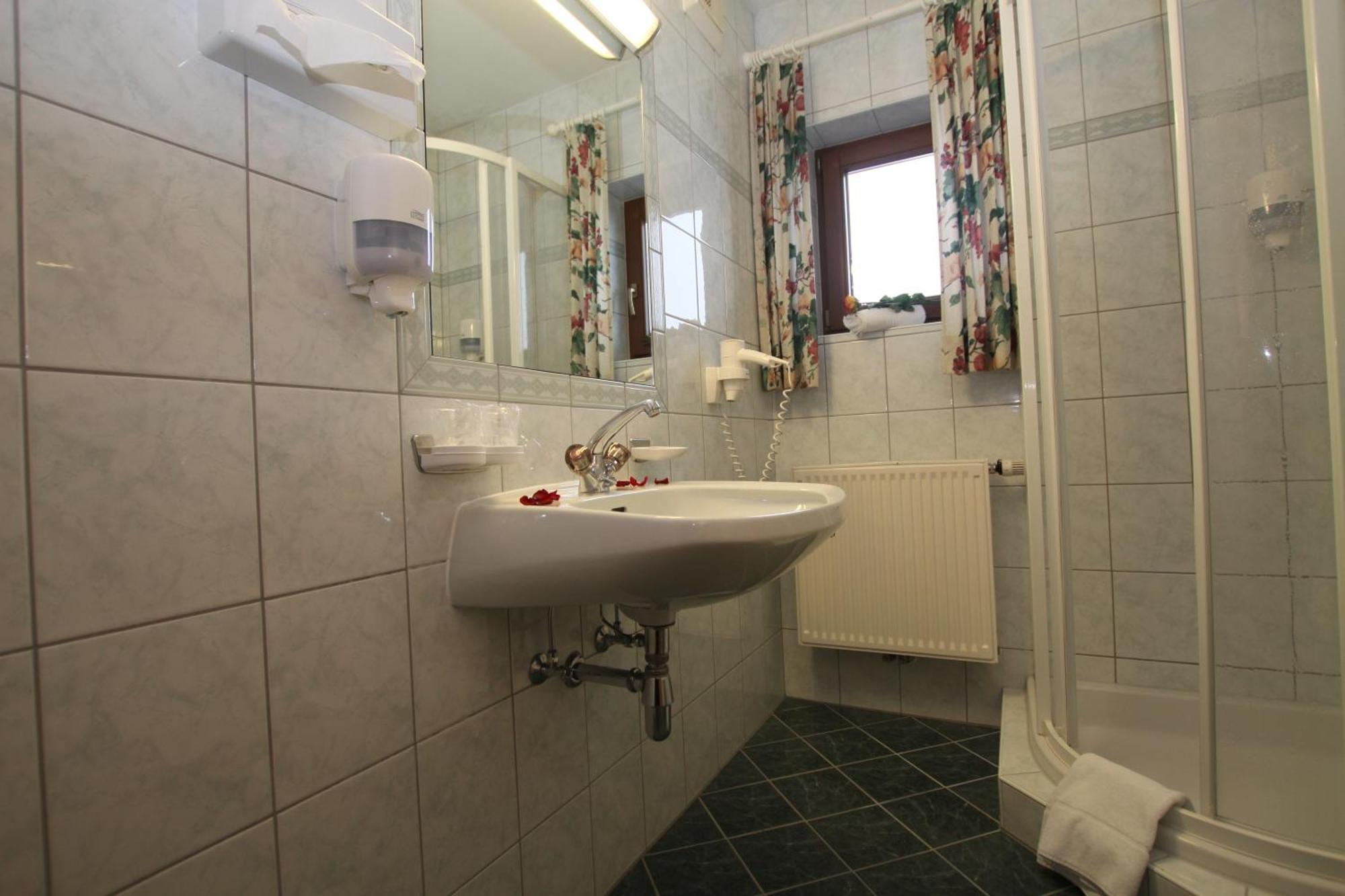 Gast- Und Ferienhof Christler Tux Exterior foto